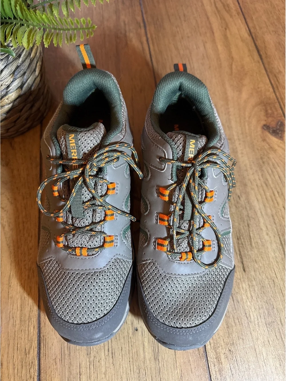 Merrell Men’s Size 5 / Women’s 6.5 Gray Green Orange Hiking Trail Shoes